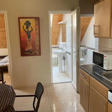 Apartamento Eva Apartmanhaz Balatonlelle