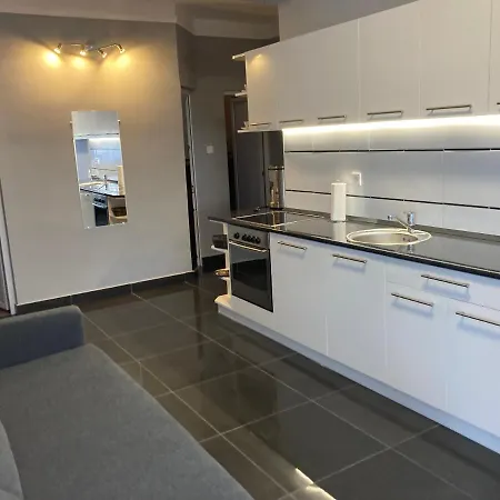 Eva Apartmanhaz شقة