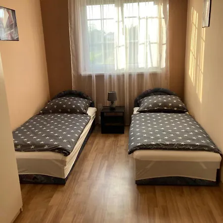 Eva Apartmanhaz Lejlighed Balatonlelle