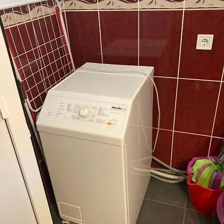 Eva Apartmanhaz Balatonlelle