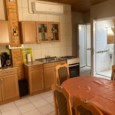Eva Apartmanhaz