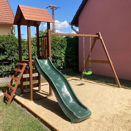 Apartment Eva Apartmanhaz Balatonlelle
