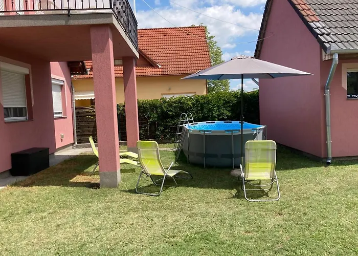 Eva Apartmanhaz * Балатонлелле