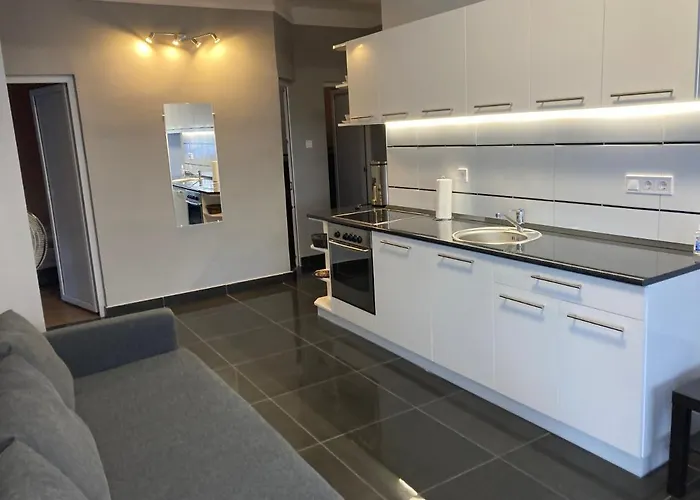 Eva Apartmanhaz Lejlighed