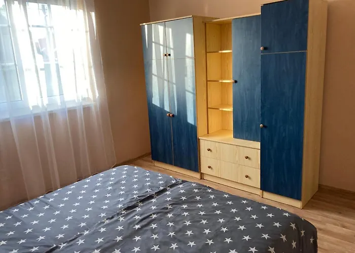 Eva Apartmanhaz Апартаменты Балатонлелле