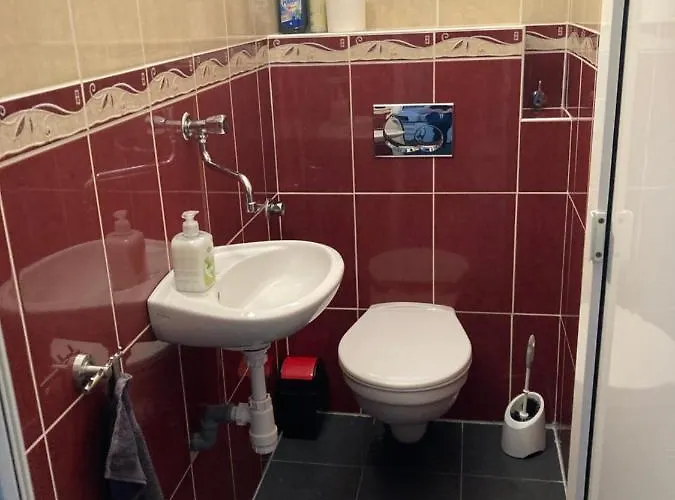 Eva Apartmanhaz * Балатонлелле